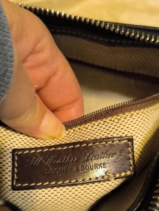 Vintage Dooney And Bourke All Weather Leather Bag - Picture 8 of 8